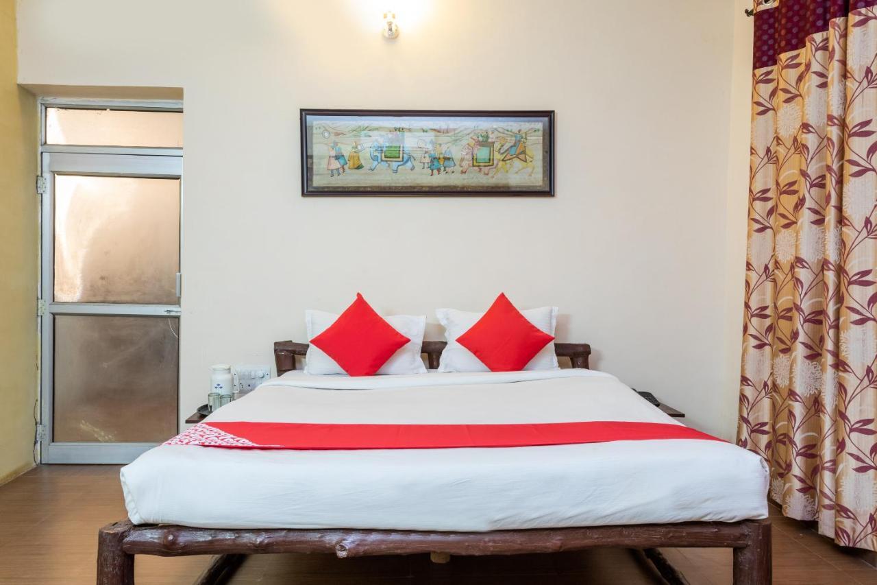 Kanha Village Eco Resort Dış mekan fotoğraf