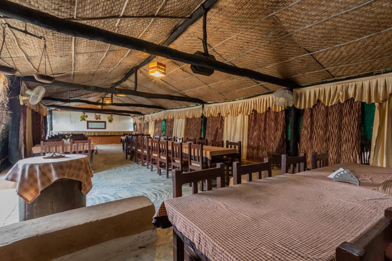 Kanha Village Eco Resort Dış mekan fotoğraf