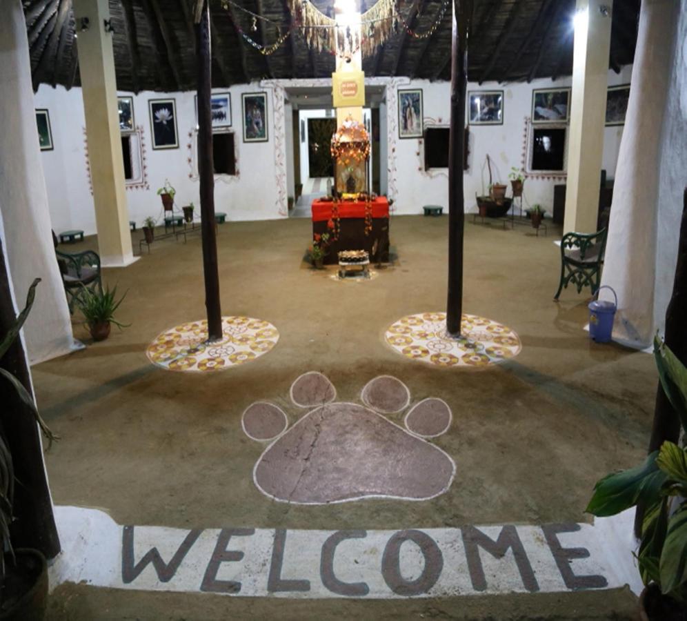 Kanha Village Eco Resort Dış mekan fotoğraf