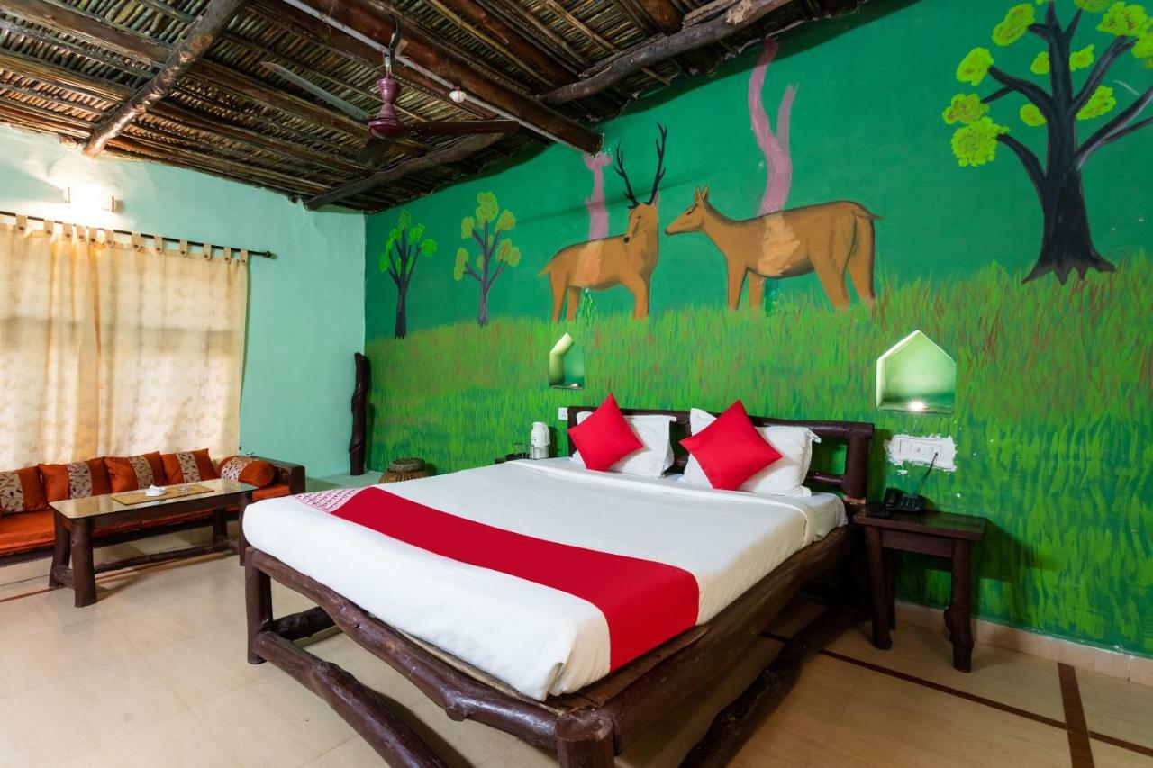 Kanha Village Eco Resort Dış mekan fotoğraf