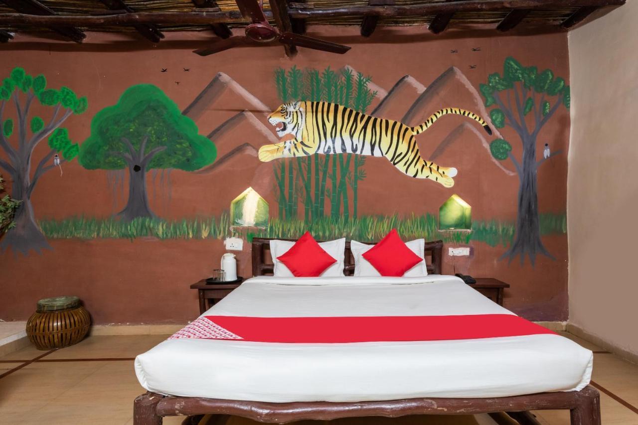 Kanha Village Eco Resort Dış mekan fotoğraf